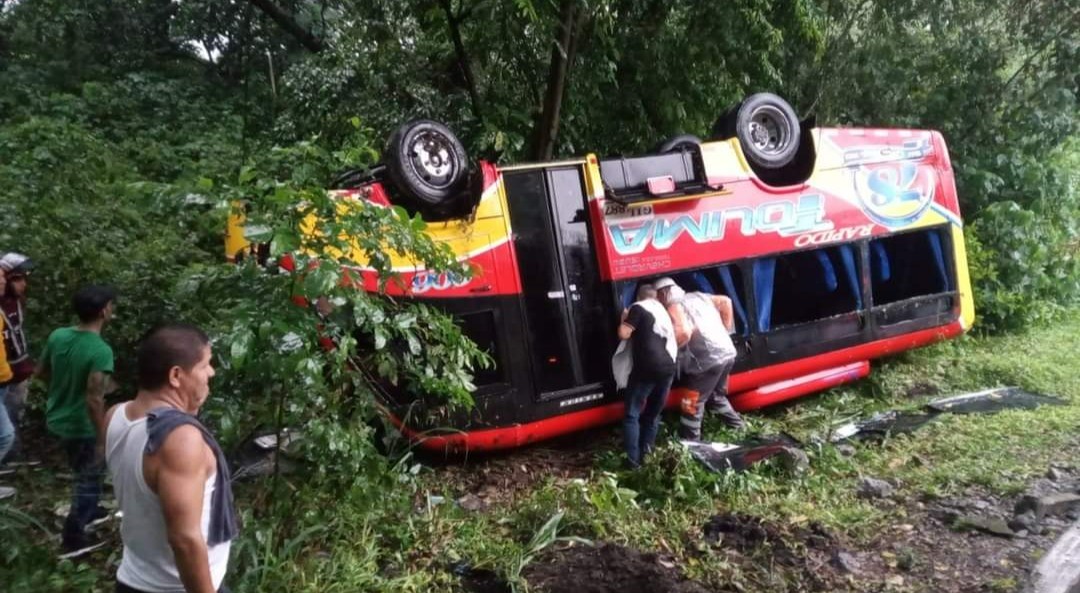 Bus De Rápido Tolima Se Volcó En La Vía Ibagué Mariquita El