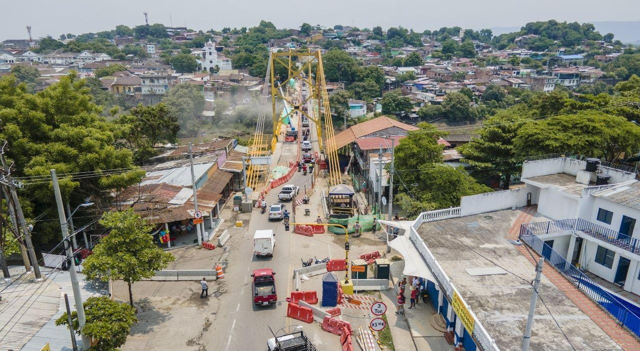 Desmienten pronta entrega de las obras del puente Mariano Ospina Pérez