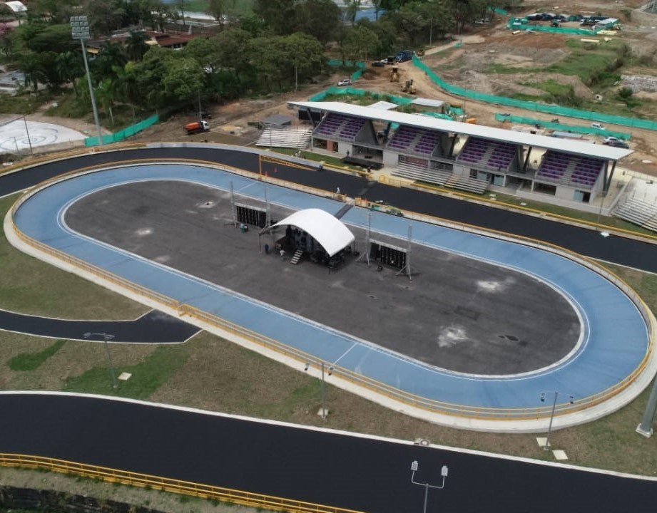 Deportistas Ya Cuentan Con Patinódromo Uno De Los Escenarios Del