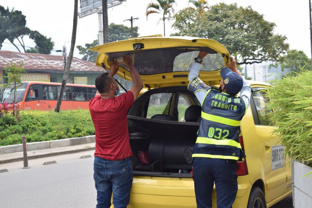 Sorprendieron A Taxistas Y Buseteros Incumpliendo Las Normas De Tránsito En Ibagué El Cronista 5674